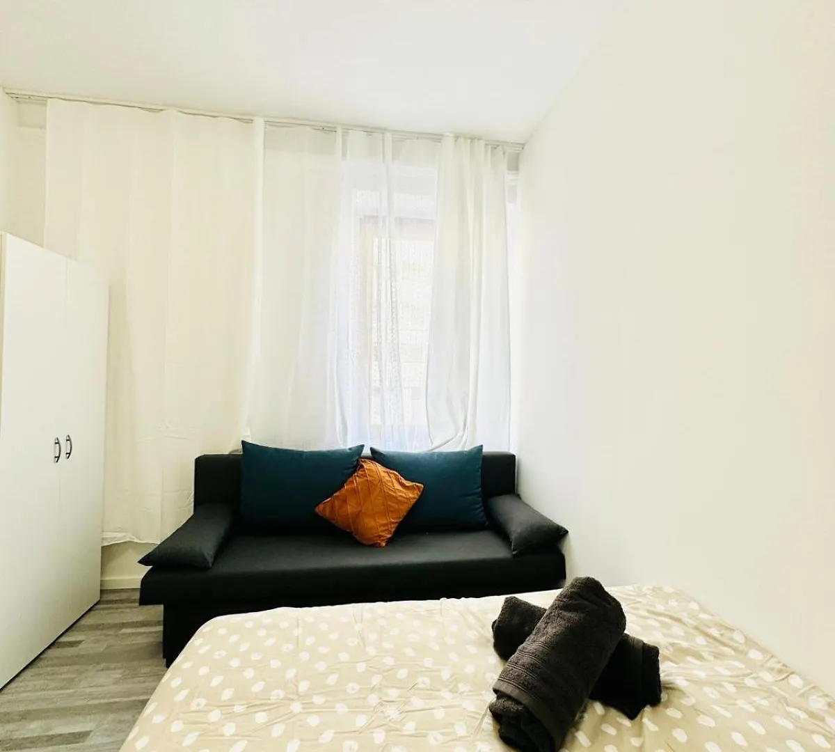 Beautiful 4Br Apt For Up To 12P 10 Min To Fac Platz 비엔나 아파트
